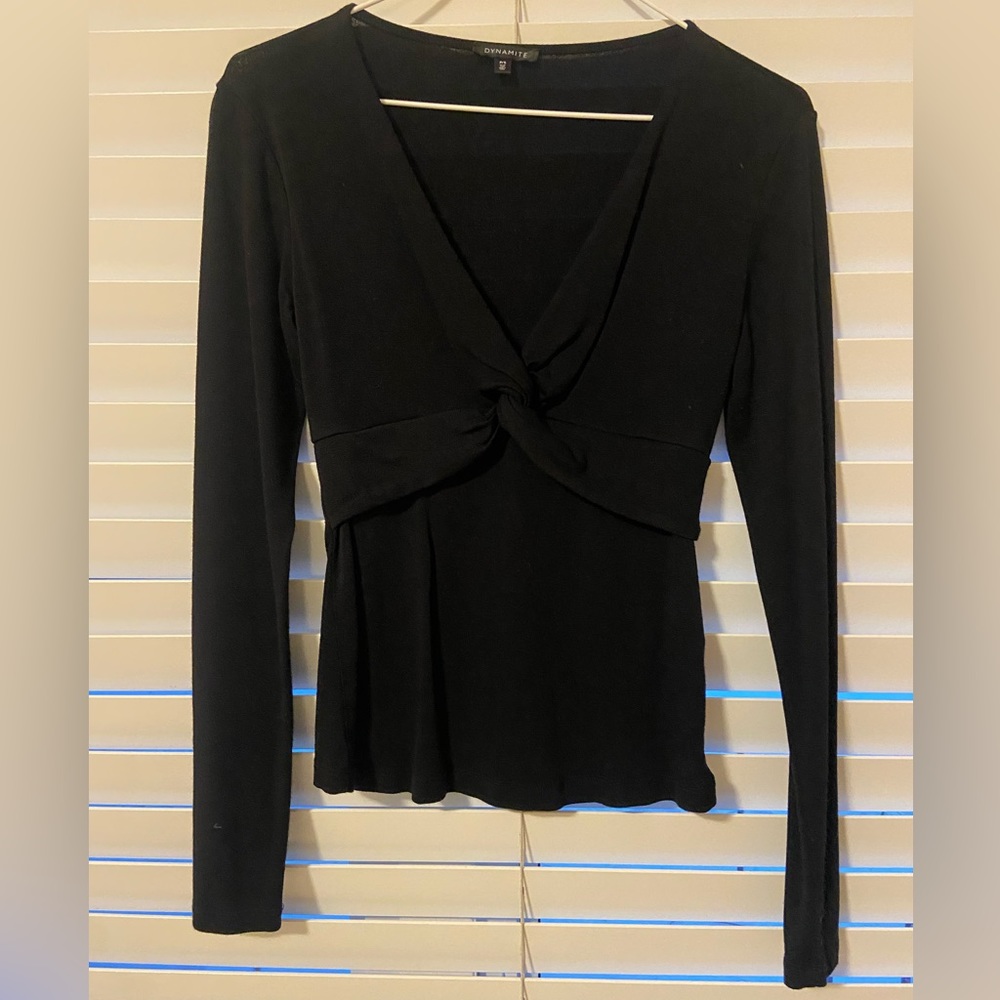 Black long sleeve dynamite top